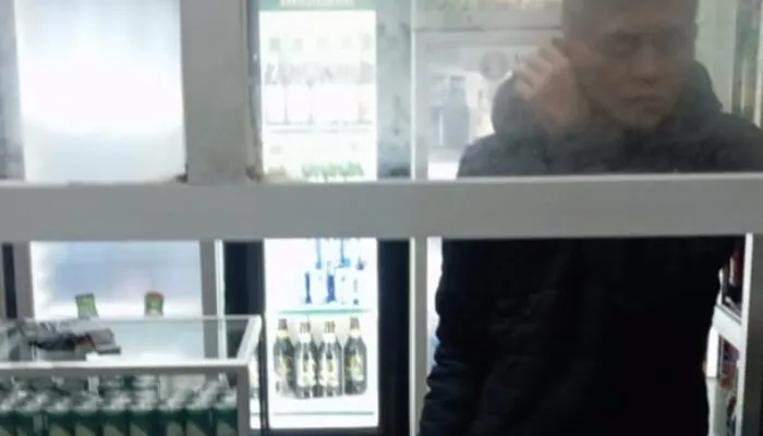 Toko Rini Diduga Terang-terangan Menjual Miras di Bulan Ramadhan