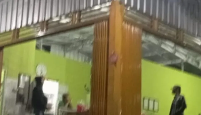 Warung Makan Kartika Diduga Jual Miras di Bulan Ramadhan:?