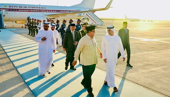 Presiden Prabowo Tiba di Abu Dhabi, Siap Gelar Pertemuan Bilateral dengan Presiden