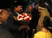 Antusiasme Diaspora dan Mahasiswa Indonesia Sambut Kedatangan Presiden Prabowo .di Ankara
