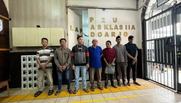 Hari Raya Penuh Berkah, 7 WBP Lapas Sidoarjo Bebas Setelah Dapat Remisi Khusus Idul Fitri