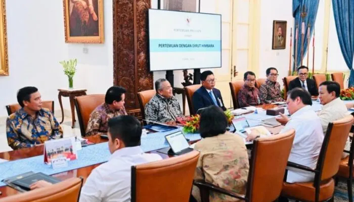 Prabowo Pimpin Rapat Ekonomi, Siapkan Strategi Hadapi Tarif AS dan Gejolak Global