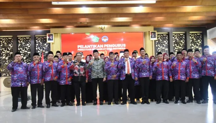 Pengurus PPDI Sidoarjo Dilantik, Bupati Subandi Tekankan Sinergi dengan Kepala Desa dan BPD