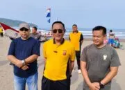 Wujud Sinergi dan Kepedulian Lingkungan, Polres Pangandaran Gelar Senam Bersama dan Aksi Bersih Pantai