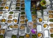 47 Narapidana Lapas Sukamiskin Masak Makanan Bergizi untuk Ribuan Anak Sekolah