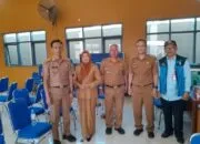Kadinsos Kabupaten Garut melaksanakan kunjungan kerja ke Kecamatan Malangbong
