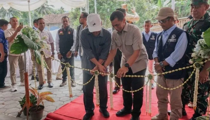 Gerak Merdeka Mandiri Resmikan Dapur Gizi Perdana di Wonosobo, Soroti Ketidakhadiran Polisi