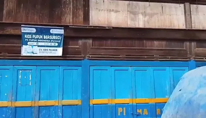 Di duga di bekingi pejabat dinas pertanian provinsi sumatera selatan ,harahap jual pupuk subsidi secara bebas dan di atas het