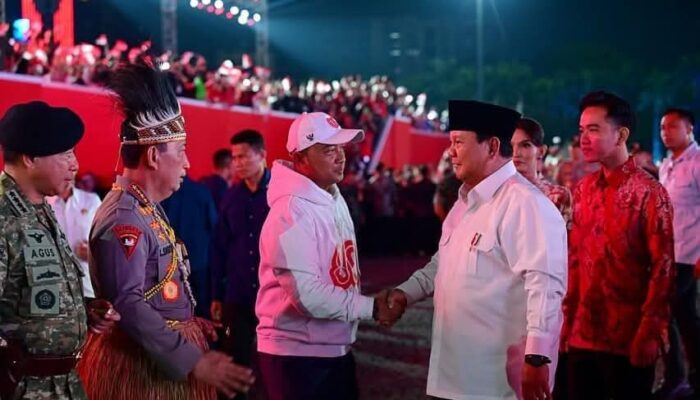 Presiden Prabowo Saksikan Langsung Semarak Karnaval Bersatu di Monas, Ribuan Warga Antusias Rayakan HUT RI ke-80