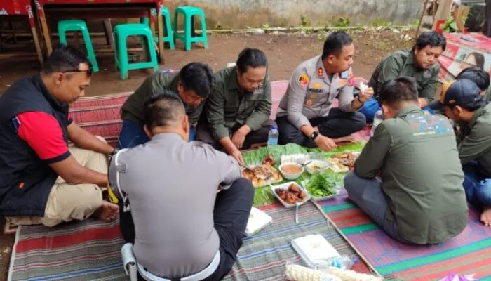 HUT IJTI ke-27, Sambal & Tawa Pecahkan Suasana Botram Kapolres Pangandaran & Jurnalis!
