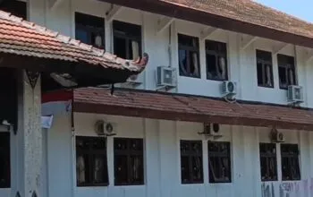 Gedung DPRD Jepara Dibakar Massa, Aksi Demo Solidaritas Ojol Ricuh