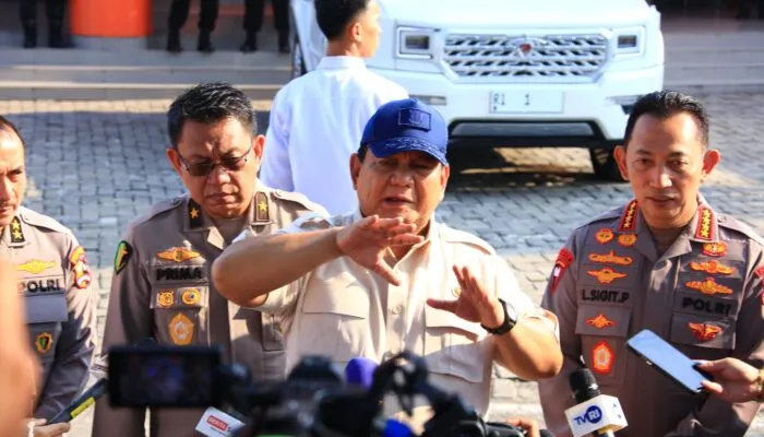 Prabowo Janjikan Kenaikan Pangkat Luar Biasa bagi Polisi yang Terluka Saat Amankan Unjuk Rasa