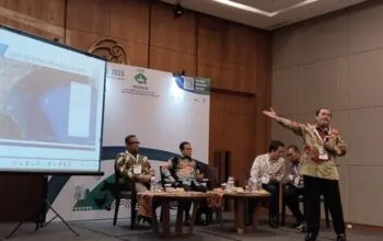ROUND TABLE DISCUSSION: Polemik Penambahan KJA di Pangandaran, Jeje Wiradinata Tegas Menolak