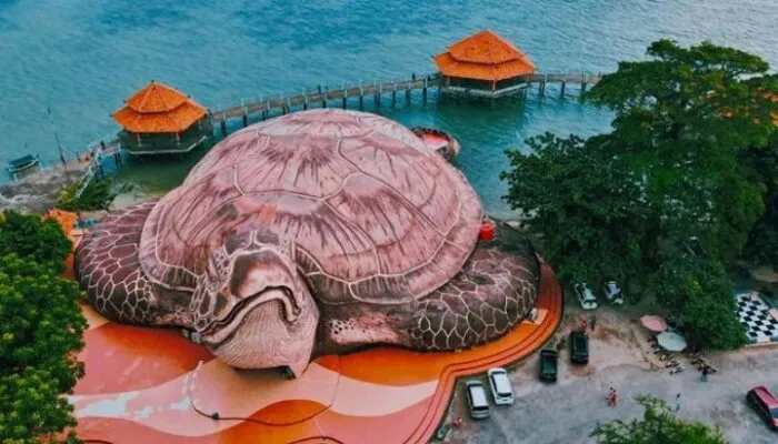Wisata Pantai Kartini Jepara: Tiket Masuk, Wahana, dan Daya Tarik Lengkap untuk Liburan Keluarga