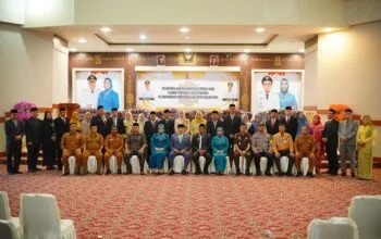 Bupati Nagan Raya Lantik 13 Pejabat JPT Pratama, Tekankan Disiplin dan Evaluasi Kinerja Berkala