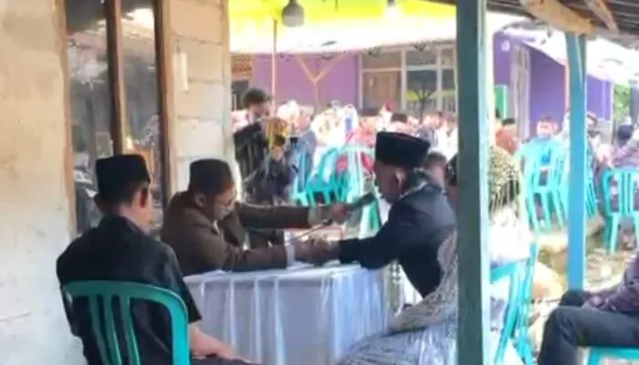 Diduga Manipulasi Status, Warga Kancilan Jepara Gelar Pernikahan Meski Masih Bersuami
