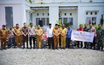 Bupati Nagan Raya Salurkan Alsintan bagi Petani Terdampak Bencana Beutong Ateuh